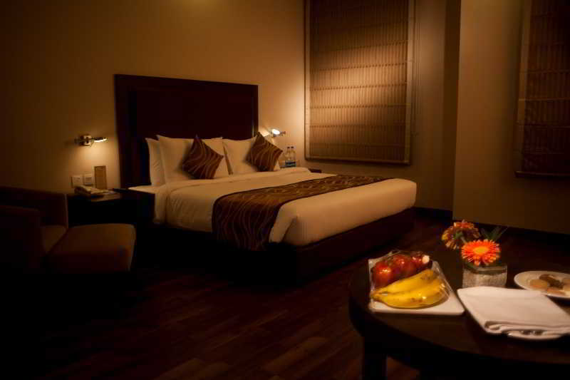Vibe By The Lalit Traveller Hotel Faridábád Kültér fotó