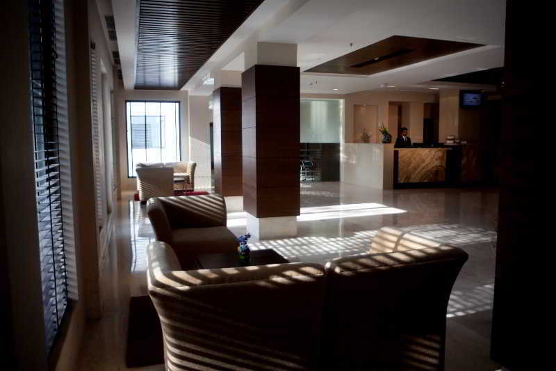 Vibe By The Lalit Traveller Hotel Faridábád Kültér fotó